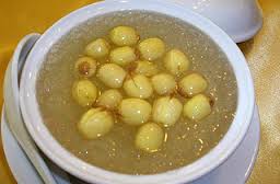 Tổ yến chưng hạt sen